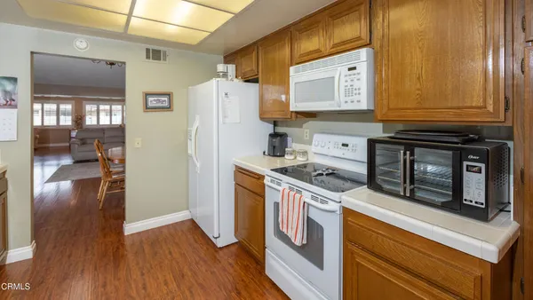 $559,900 | 30110 Village 30, Camarillo, CA 93012