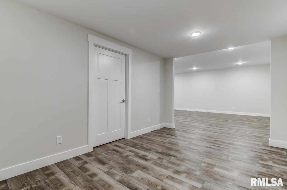 370 Abigail Drive Springfield, IL 62711 - Photo 29 of 43 Gallery Image 29