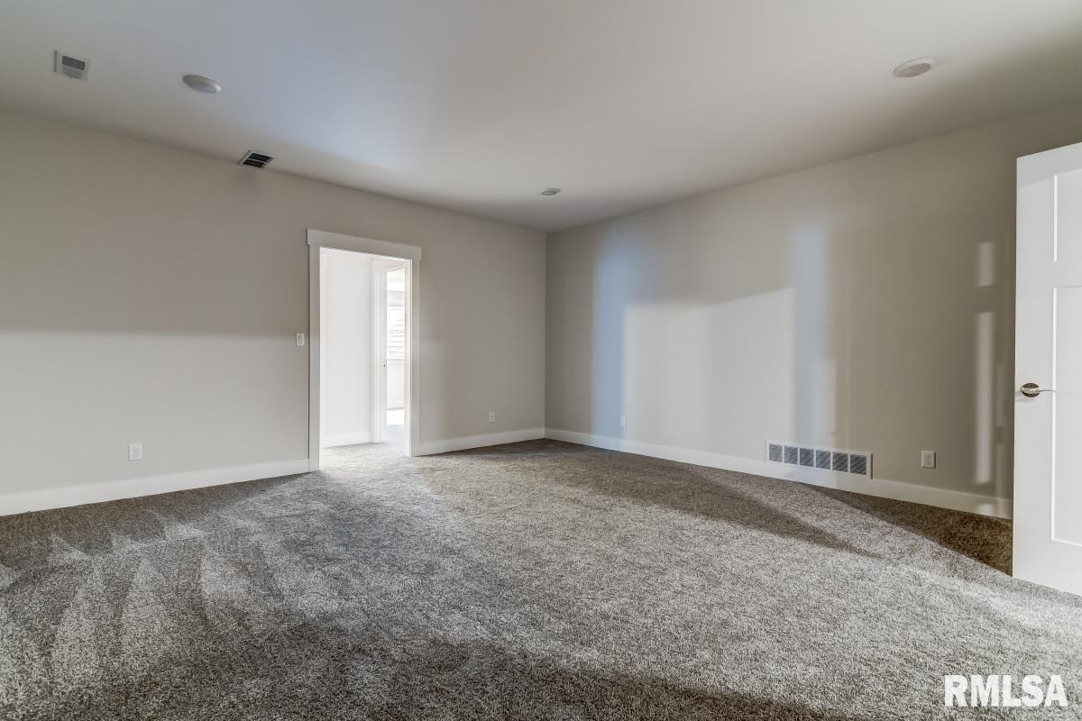 370 Abigail Drive Springfield, IL 62711 - Photo 32 of 43 Gallery Image 32
