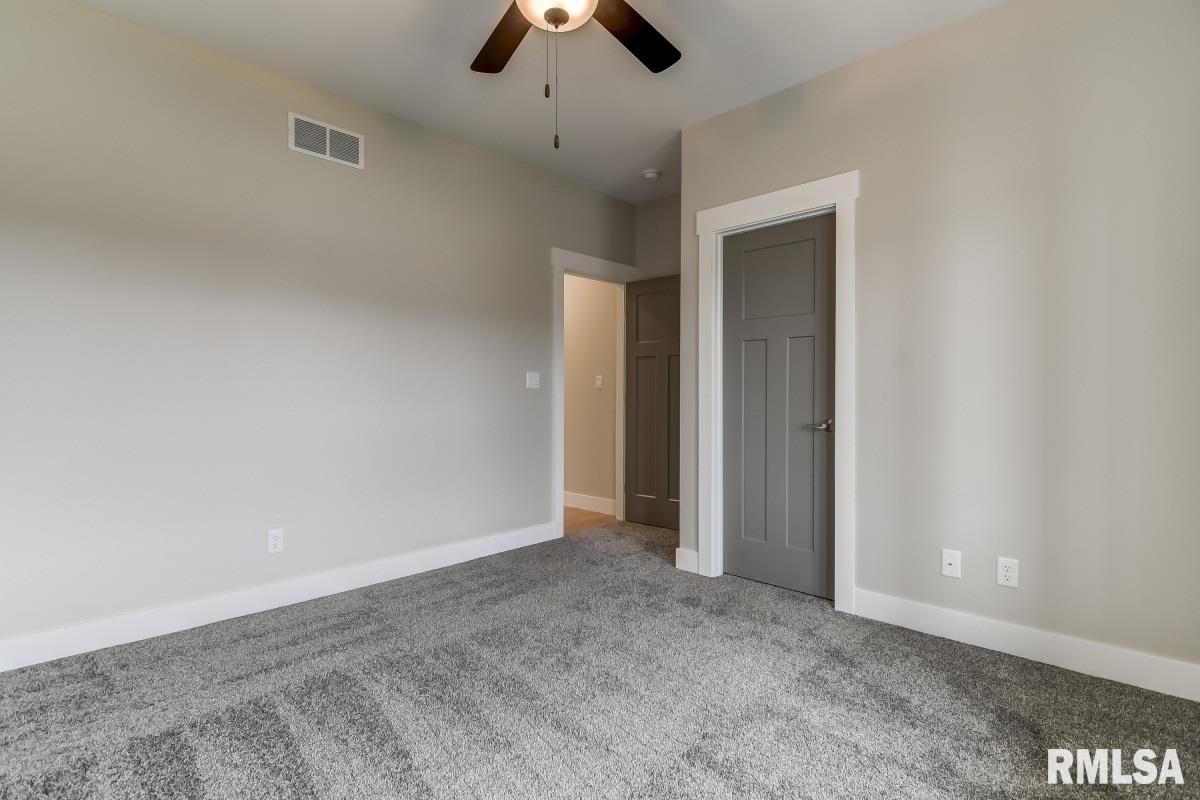 370 Abigail Drive Springfield, IL 62711 - Photo 33 of 43 Gallery Image 33