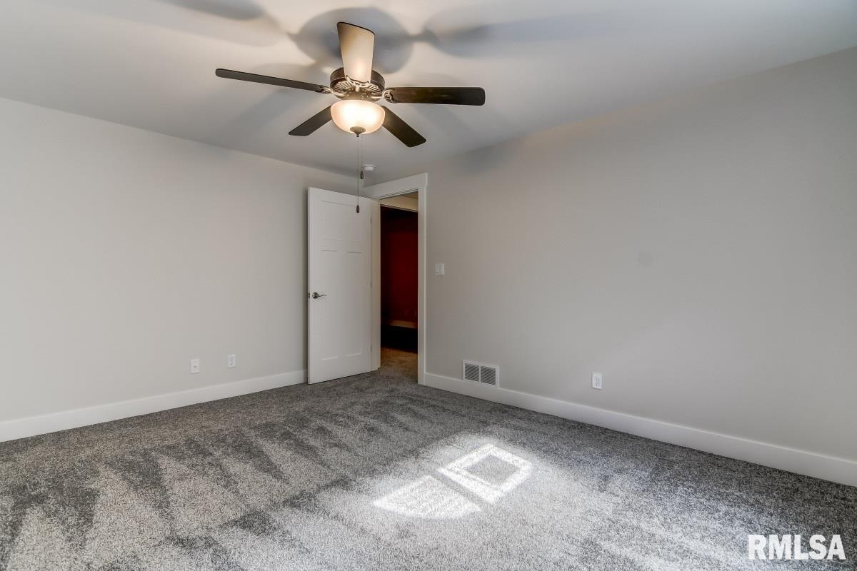 370 Abigail Drive Springfield, IL 62711 - Photo 36 of 43 Gallery Image 36