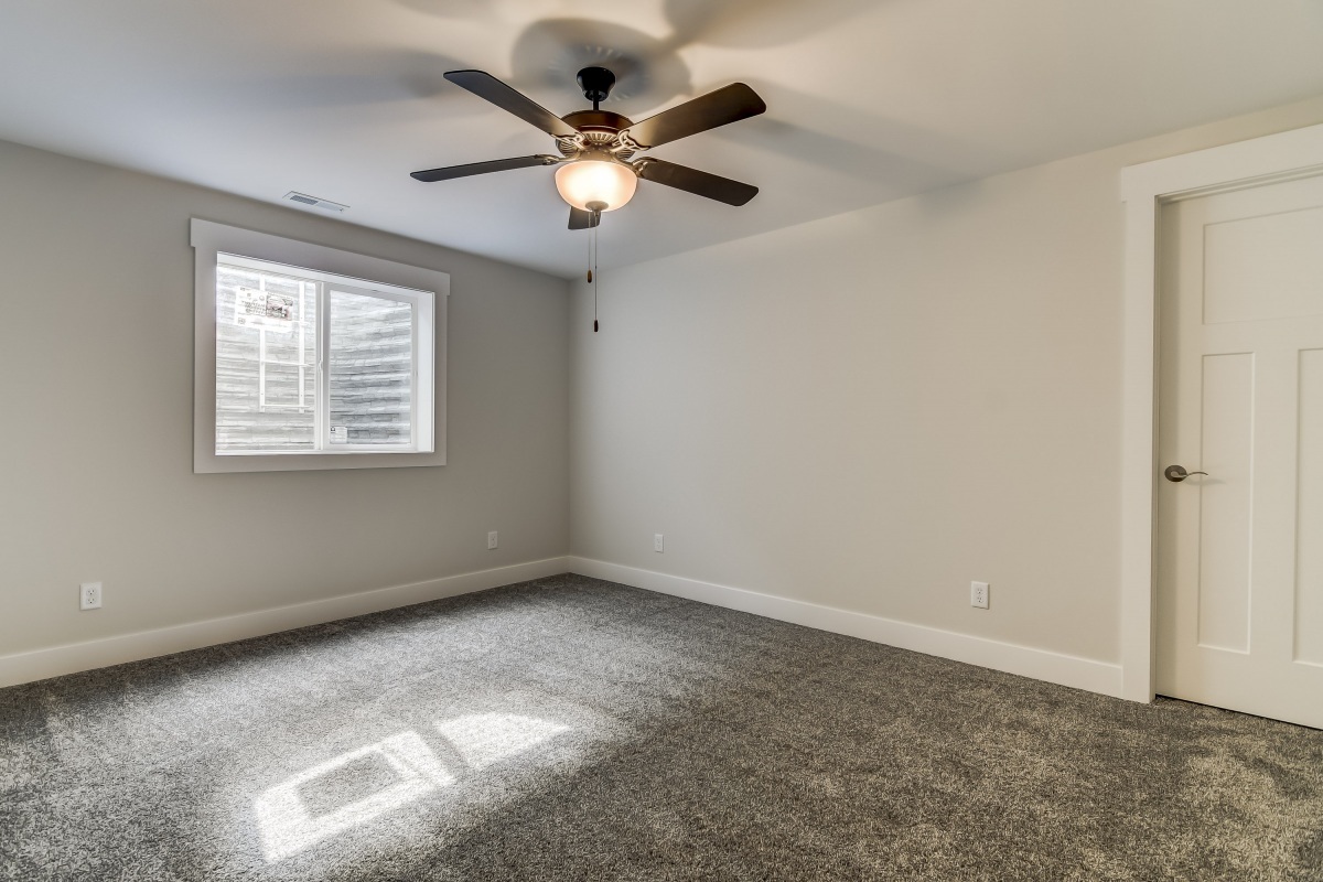 370 Abigail Drive Springfield, IL 62711 - Photo 37 of 43 Gallery Image 37