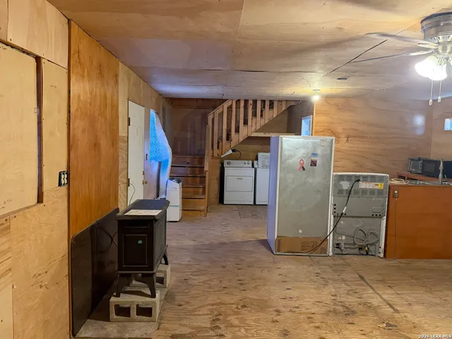 a view of a storage & utility room