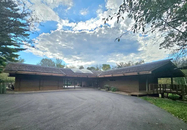 $1,550,000 | 5100 230th Street, St. Augusta, MN 56301