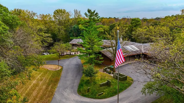 $1,550,000 | 5100 230th Street, St. Augusta, MN 56301