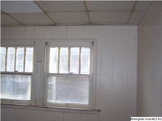 5217 Court P Birmingham, AL 35208 - Photo 4 of 6