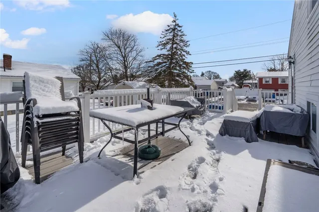 $619,000 | 35 Squantum Drive, Middletown, RI 02842