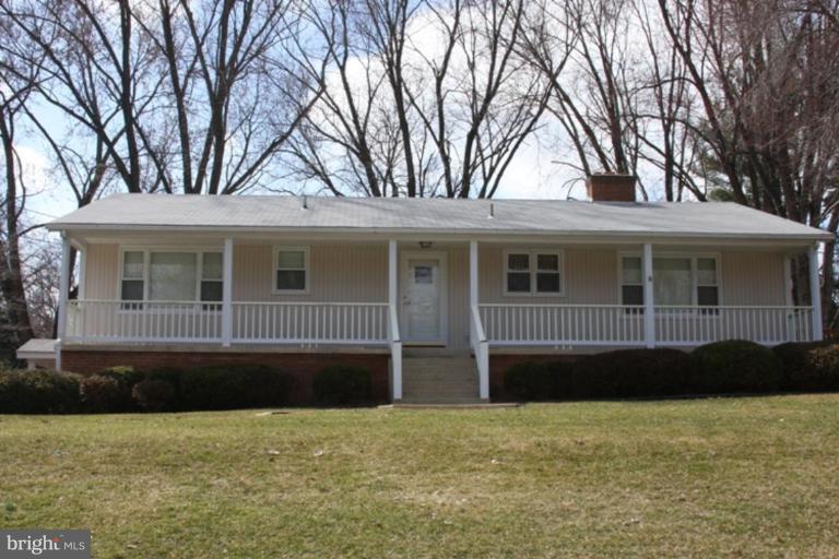 3004 Sayre Road Fairfax, VA 22031 - Photo 2 of 18 Exterior #2