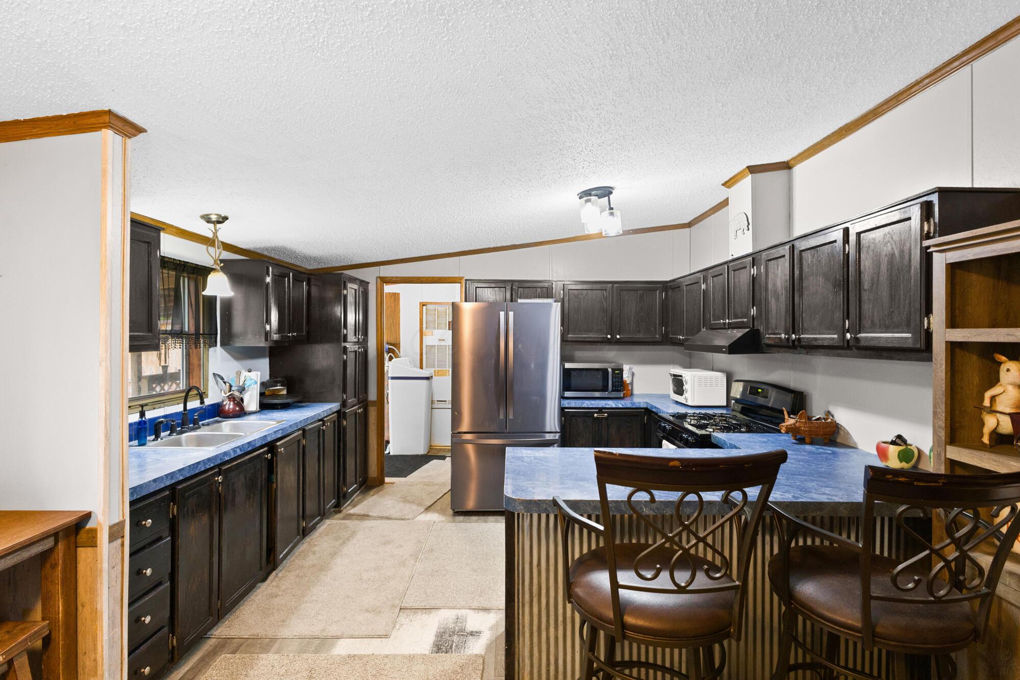 10541 Clearport Road Southwest Amanda, OH 43102 - Photo 10 of 39 Kitchen 2