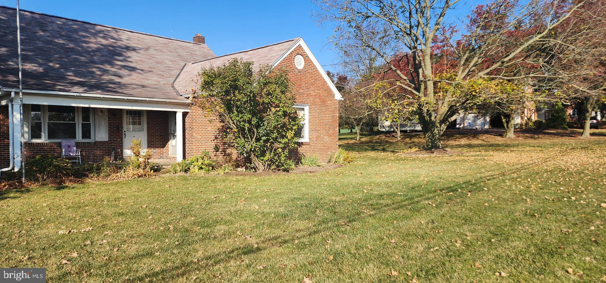 306 Central Manor Road Mountville, PA 17554 - Photo 2 of 30
