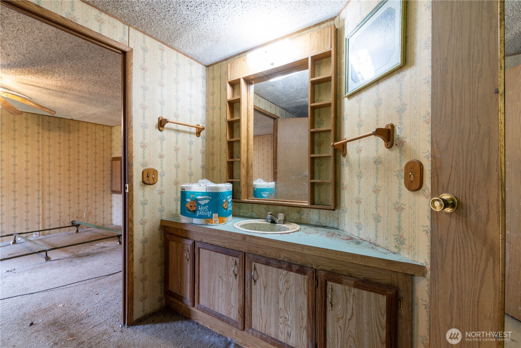 451 West Homer Adams Road Elma, WA 98541 - Photo 10 of 35