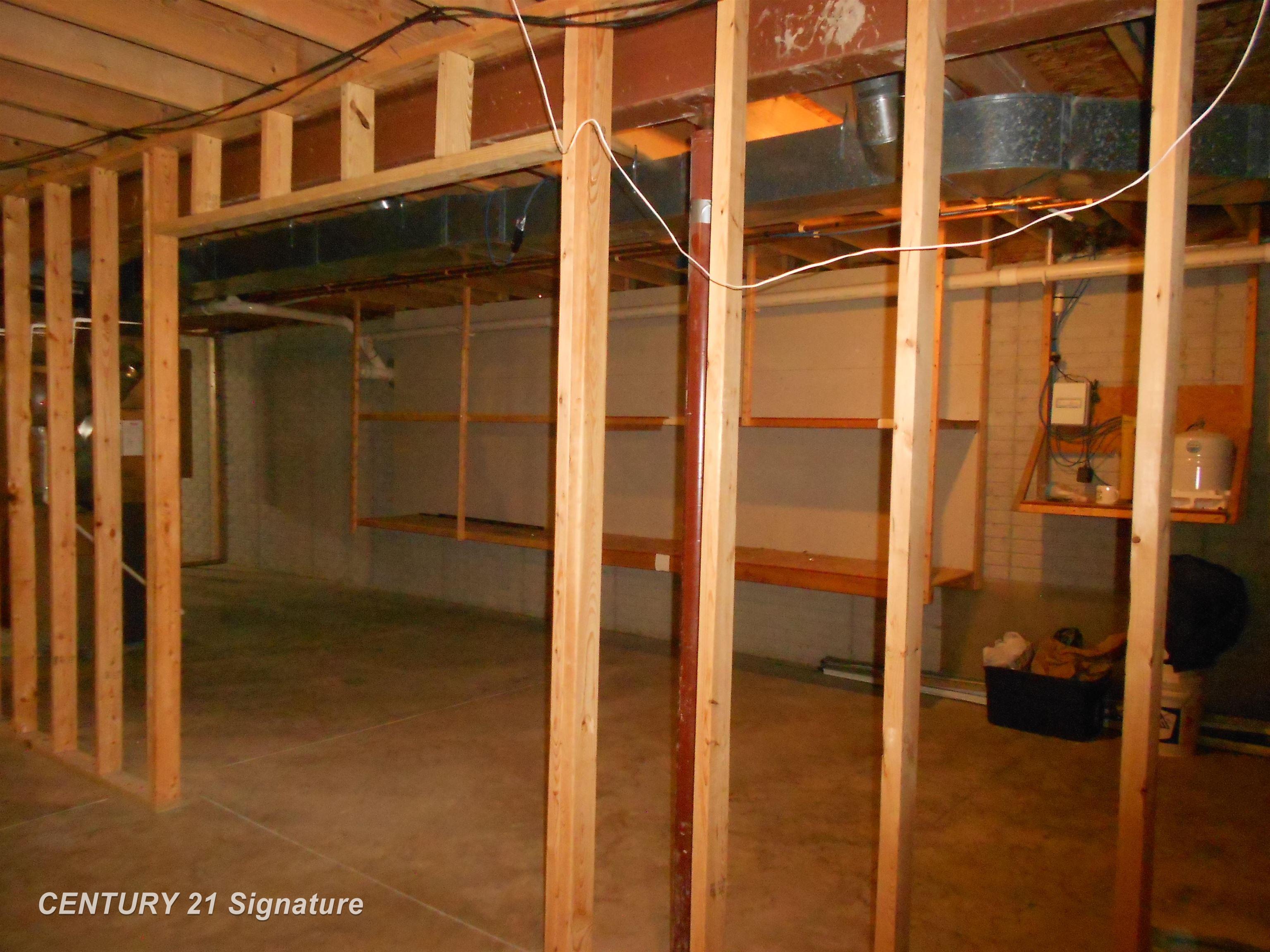 4325 Lone Road Freeland, MI 48623 - Photo 24 of 36