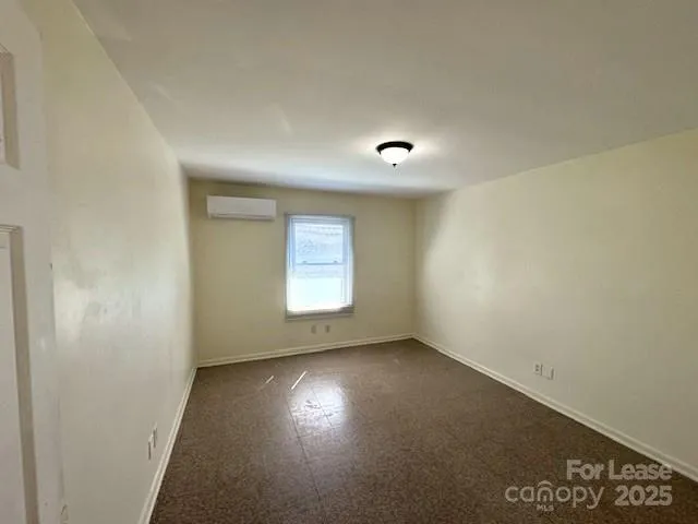 $895 | 260 Church Street North, Unit 7, Concord, NC 28025