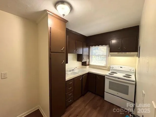 $895 | 260 Church Street North, Unit 7, Concord, NC 28025