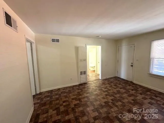 $895 | 260 Church Street North, Unit 7, Concord, NC 28025