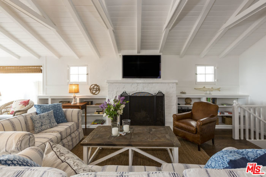 23664 Malibu Colony Road Malibu, CA 90265 - Photo 12 of 20