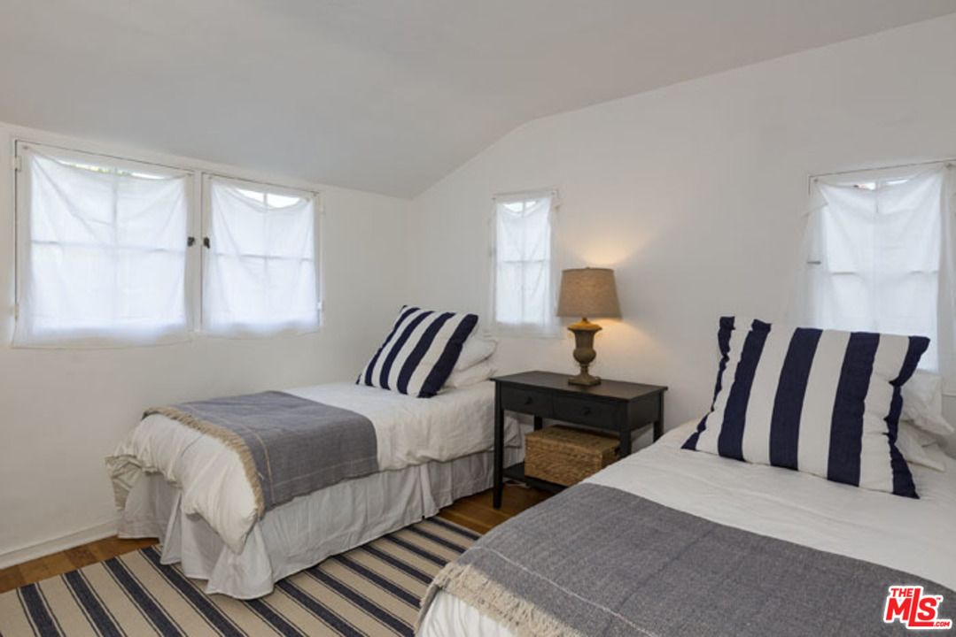 23664 Malibu Colony Road Malibu, CA 90265 - Photo 15 of 20