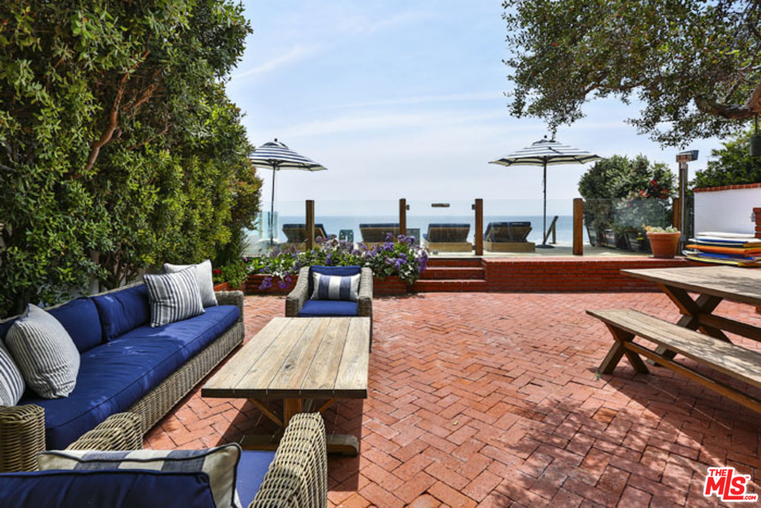 23664 Malibu Colony Road Malibu, CA 90265 - Photo 4 of 20