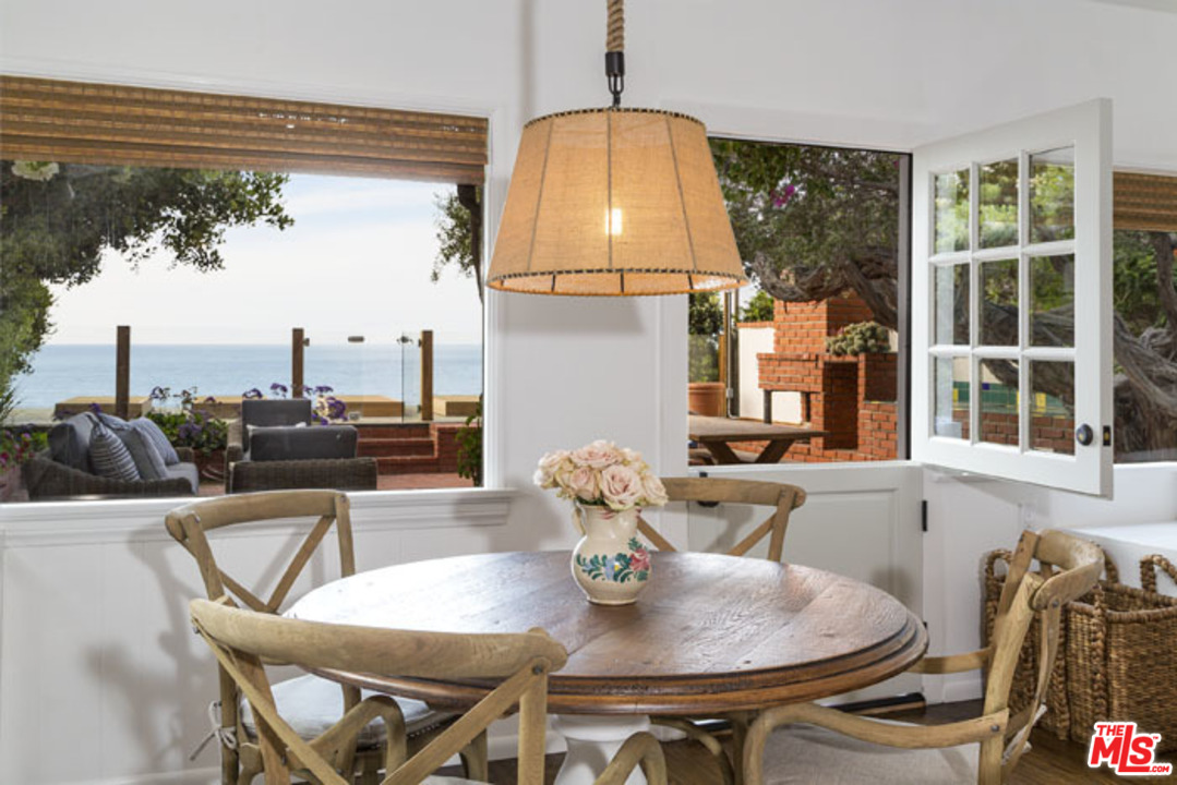 23664 Malibu Colony Road Malibu, CA 90265 - Photo 6 of 20