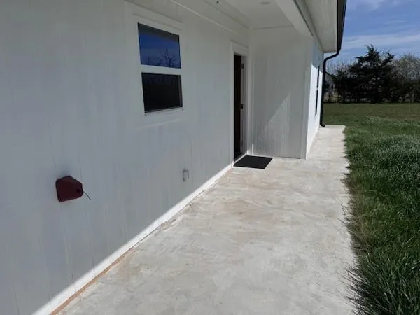 $2,100 | 589 County Road, Sumner, TX 75486