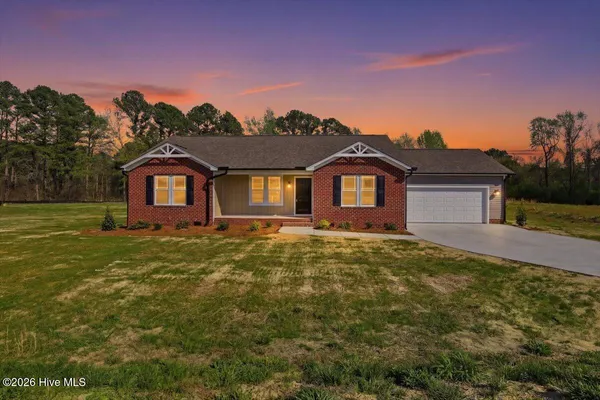 $322,879 | 104 Grace Pond Avenue, Benson, NC 27504