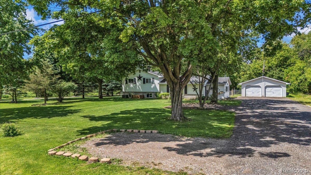 3157 North Irish Road Davison, MI 48423 - Photo 3 of 59 04-DJI_20260615122633_0217_D.jpg