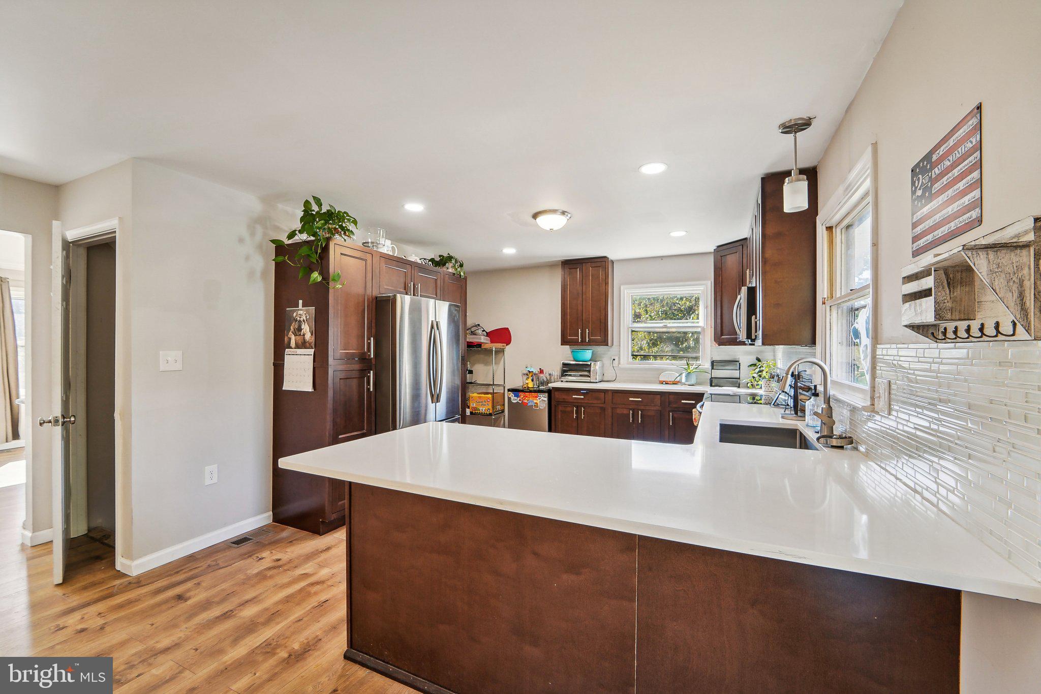 Kitchen Peninsula