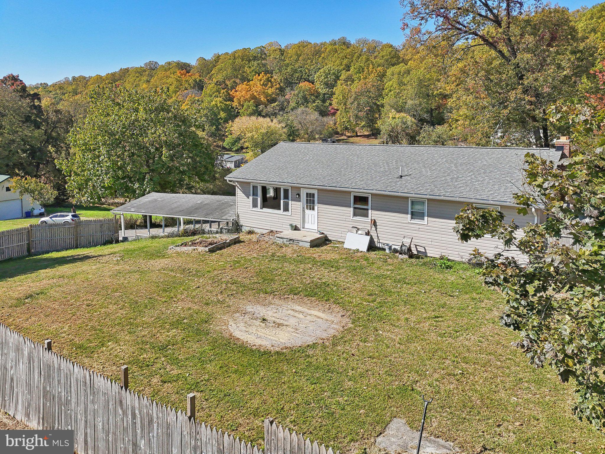 2229 Back Road Sharpsburg, MD 21782 - Photo 33 of 61 Rear