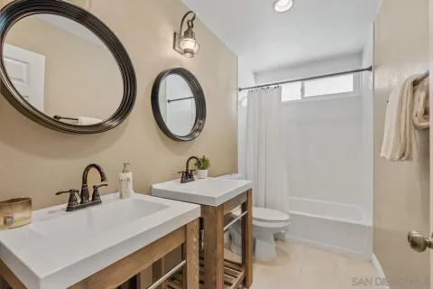 a view of a workspace with furniture