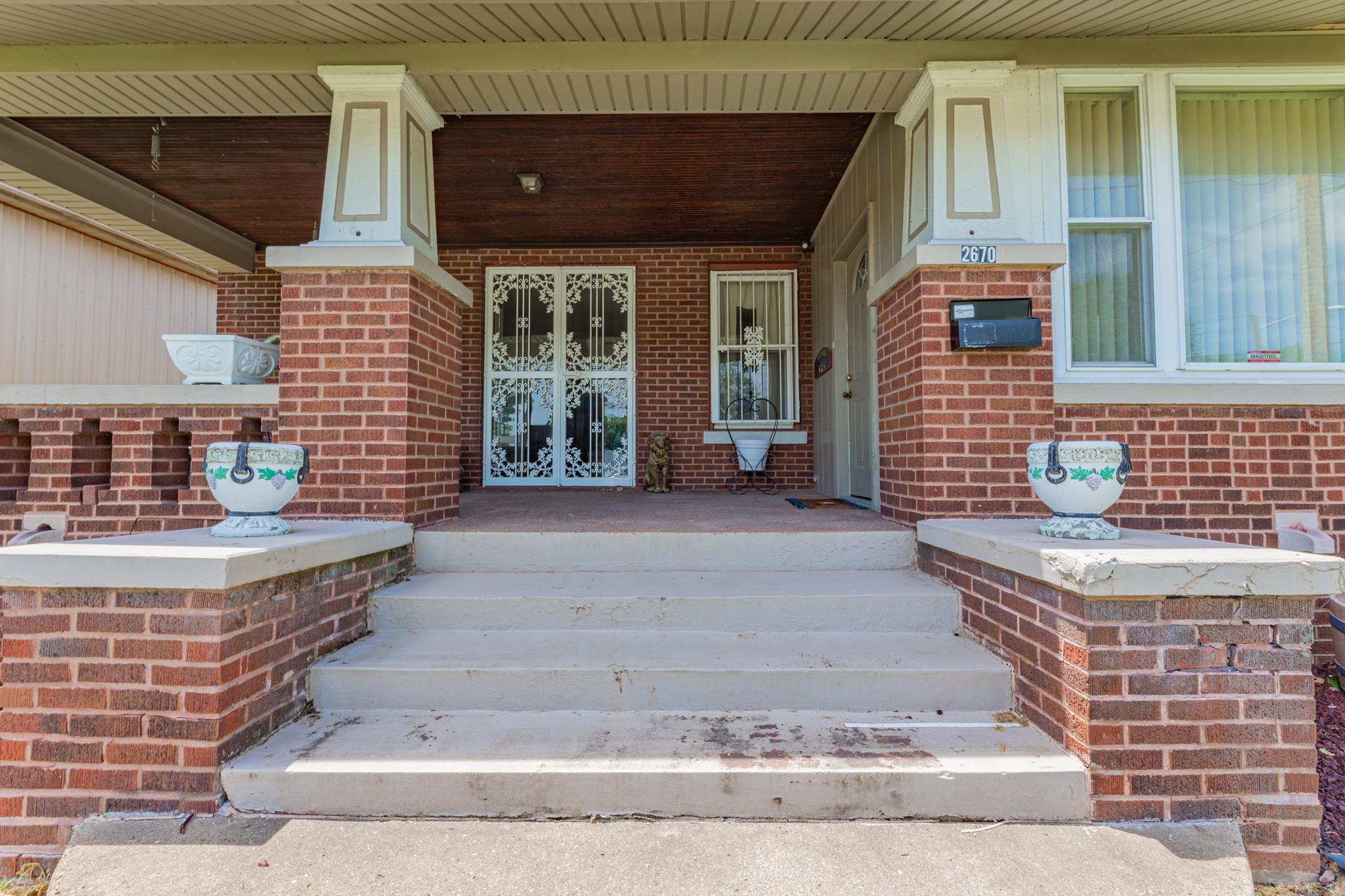 2670 Stringtown Road Evansville, IN 47711 - Photo 3 of 34 Gallery Image 3