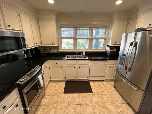 $334,500 | 109 Napa Valley Drive, Clinton, MS 39056