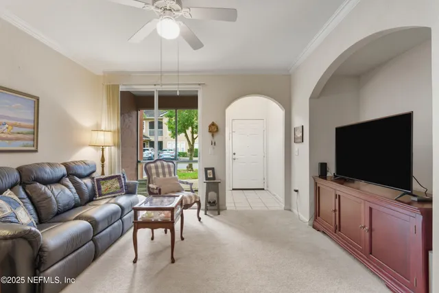 $194,900 | 10075 Gate Parkway North, Unit 2008, Jacksonville, FL 32246