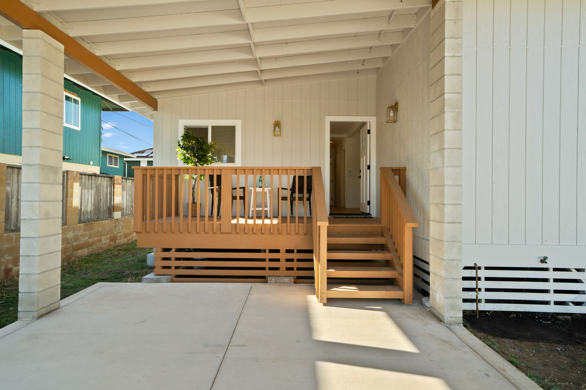 8556 Elepaio Road, Unit B Kekaha, HI 96752 - Photo 3 of 24 a view of entryway with a door