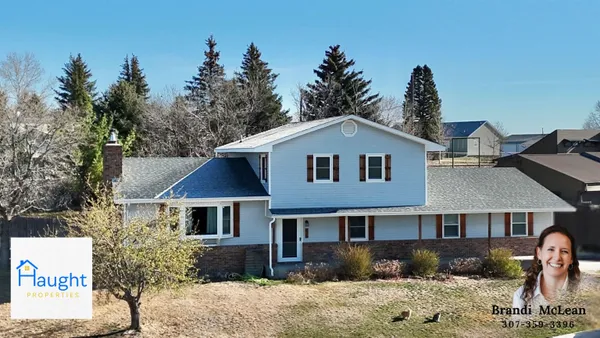 $369,000 | 615 Lincoln Way, Lusk, WY 82225