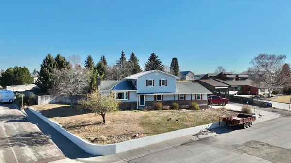 $369,000 | 615 Lincoln Way, Lusk, WY 82225