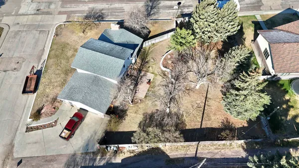 $369,000 | 615 Lincoln Way, Lusk, WY 82225
