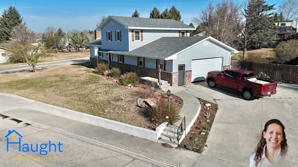 $369,000 | 615 Lincoln Way, Lusk, WY 82225