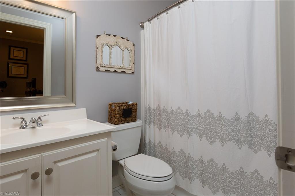 8069 Glengarriff Road Clemmons, NC 27012 - Photo 24 of 29 Gallery Image 24