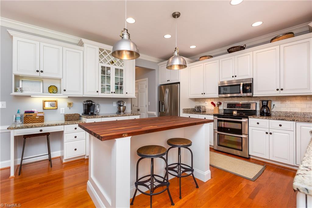 8069 Glengarriff Road Clemmons, NC 27012 - Photo 5 of 29 Gallery Image 5