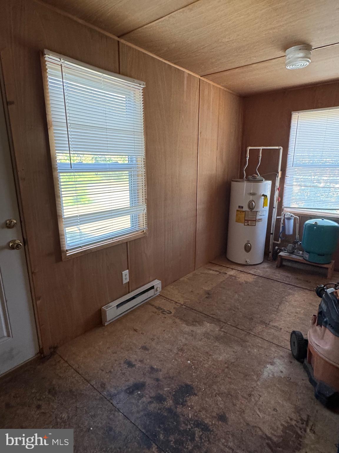 24876 Meeting House Road Denton, MD 21629 - Photo 6 of 15 a view of a room with gym equipment