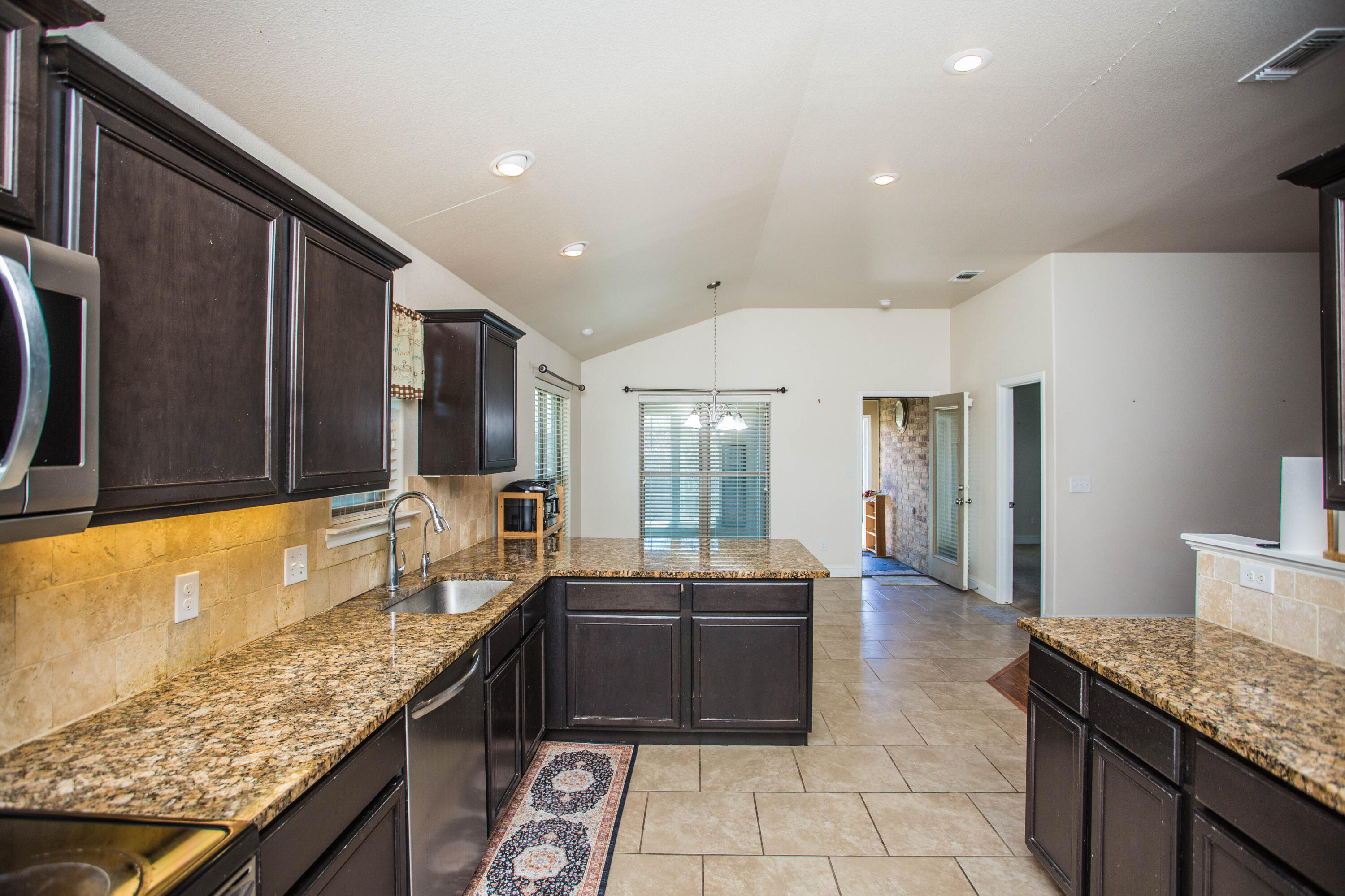 3701 Rochester Avenue Lubbock, TX 79407 - Photo 15 of 30 5V2A7645