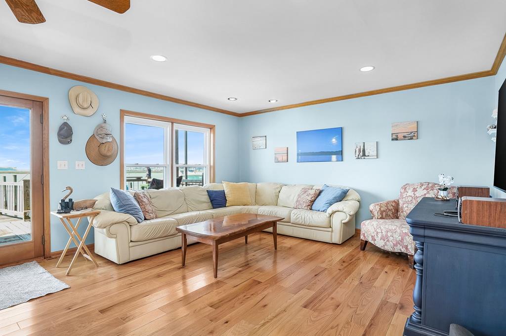 7442 East Side Road Chincoteague Island, VA 23336 - Photo 6 of 45