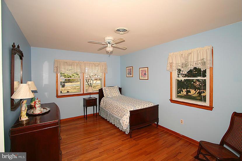 1502 Calvert Road Chester, MD 21619 - Photo 19 of 21 Bedroom
