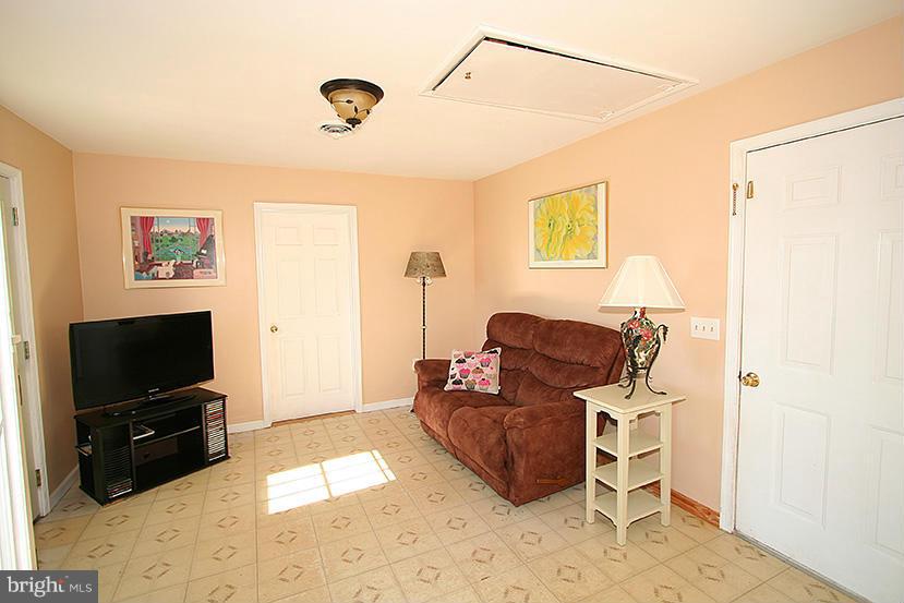 1502 Calvert Road Chester, MD 21619 - Photo 21 of 21 Interior (General)