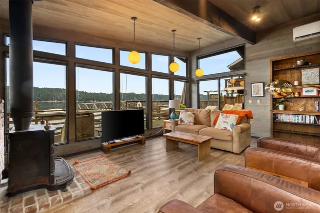 $79,500 | 11661 Highway 106, Union, WA 98592