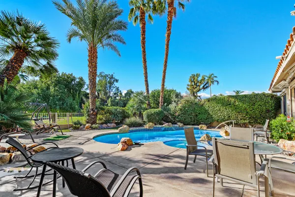 $725,000 | 223 North Kavenish Drive, Rancho Mirage, CA 92270