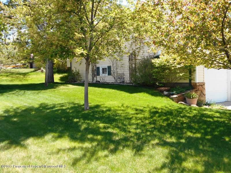 1167 East 8th Street Rifle, CO 81650 - Photo 5 of 23 5a Yard