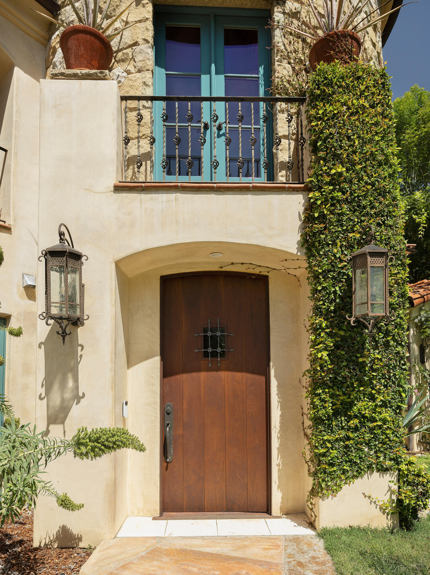 1493 Sycamore Canyon Road Montecito, CA 93108 - Photo 44 of 47 a front view of a house with plants