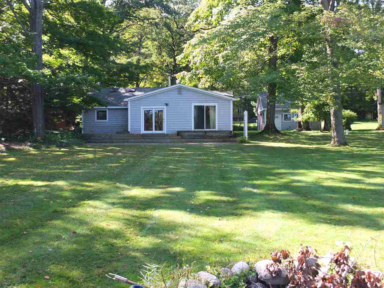 2681 Tonawanda Road Grawn, MI 49637 - Photo 2 of 28 1867576-1.JPG