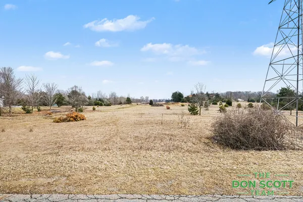 $79,500 | 15680 Tyrone Avenue, Kent City, MI 49330